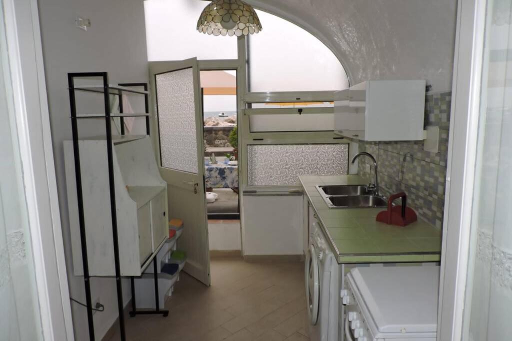 Appartamento sul mare ad Ischia Ponte Esterno foto